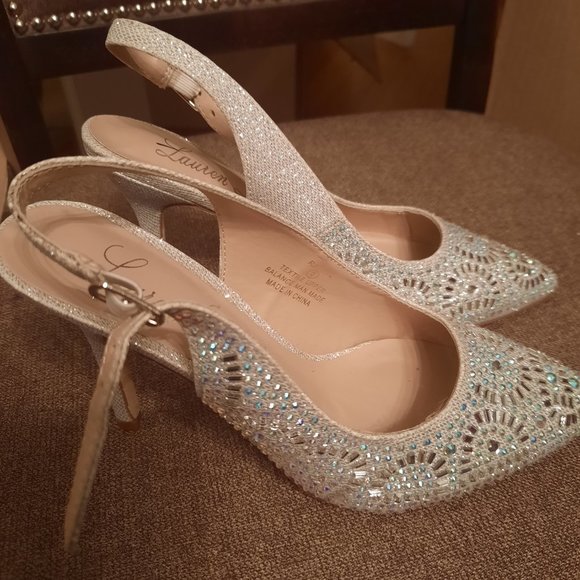 Lauren Lorraine Rachel Silver Rhinestone Pump, size 6 - Picture 3 of 6